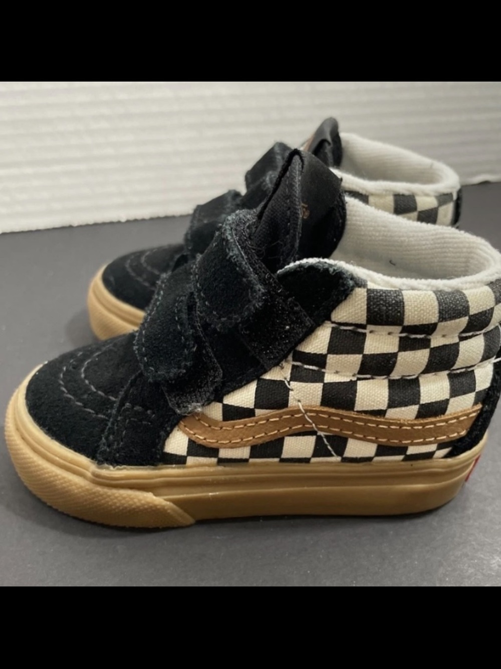 Vans Kids Checkerboard Mid-Top Sneaker - Black/White/Tan